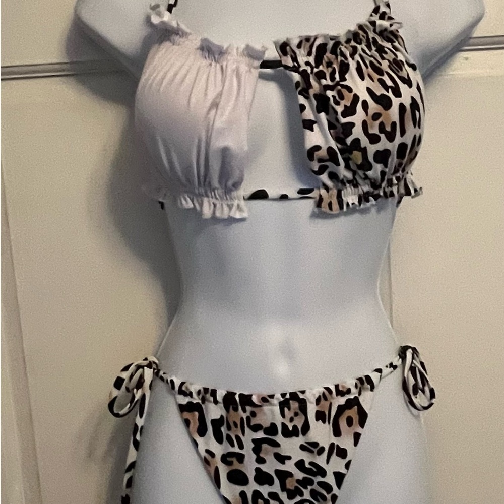 Bikini / String - image 4